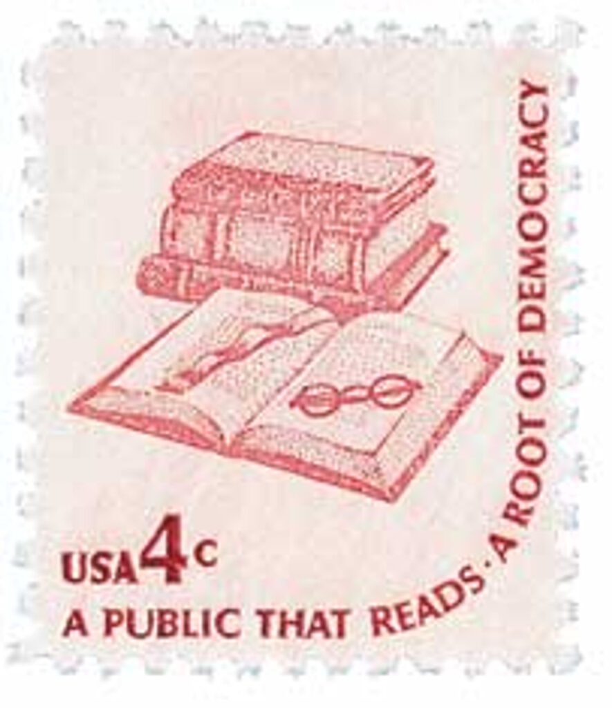 # 1585 - 1977 4c Americana Series: Book and Eyeglasses