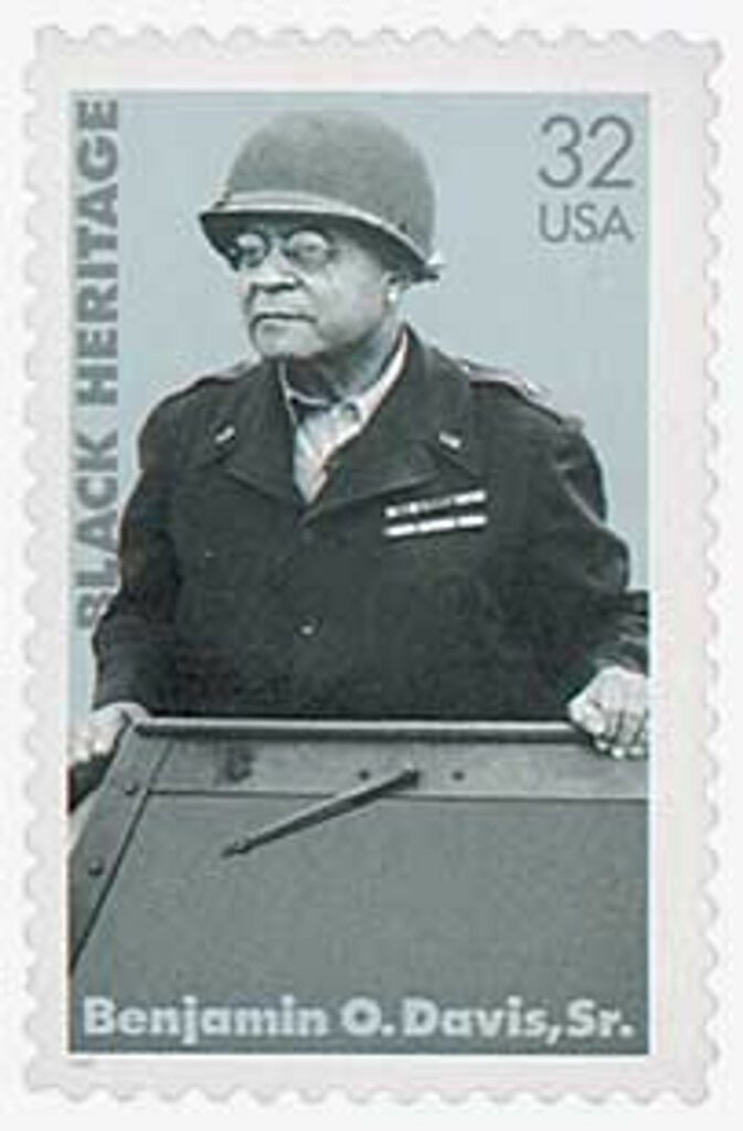 # 3121 - 1997 32c Black Heritage: Benjamin O. Davis, Sr.