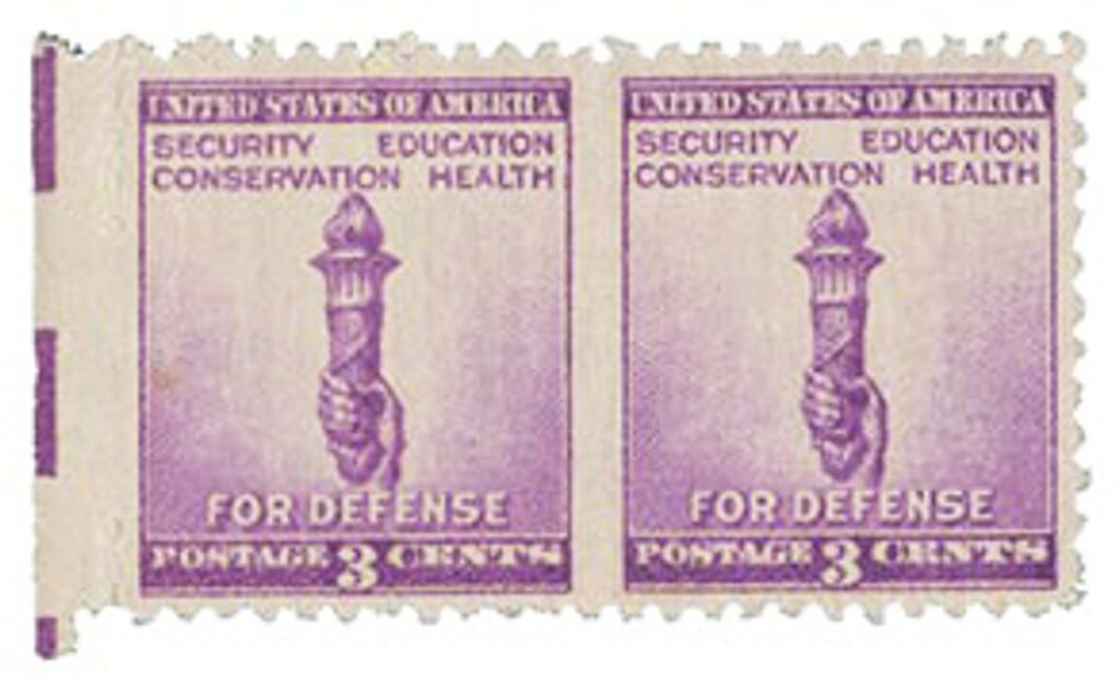 # 901a - 1940 3c bright violet, Horizontal imperf between